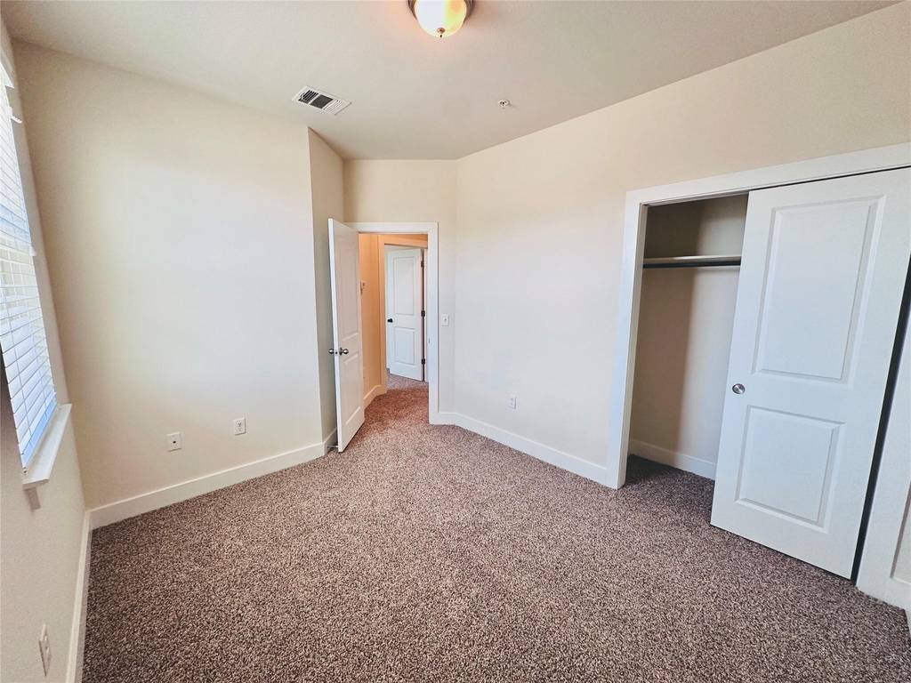 2216 Creekside Ln - Photo 23