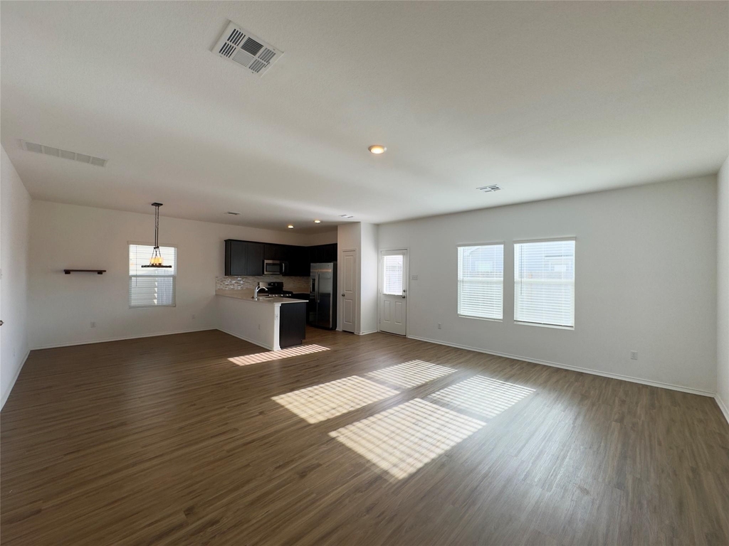 512 Gabbro Gdns - Photo 2