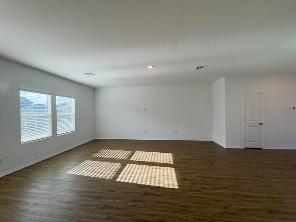 512 Gabbro Gdns - Photo 4