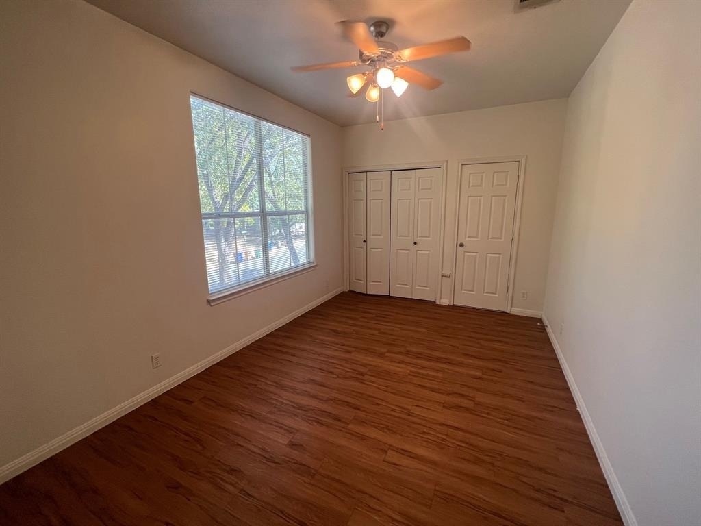 5402 Martin Ave - Photo 4