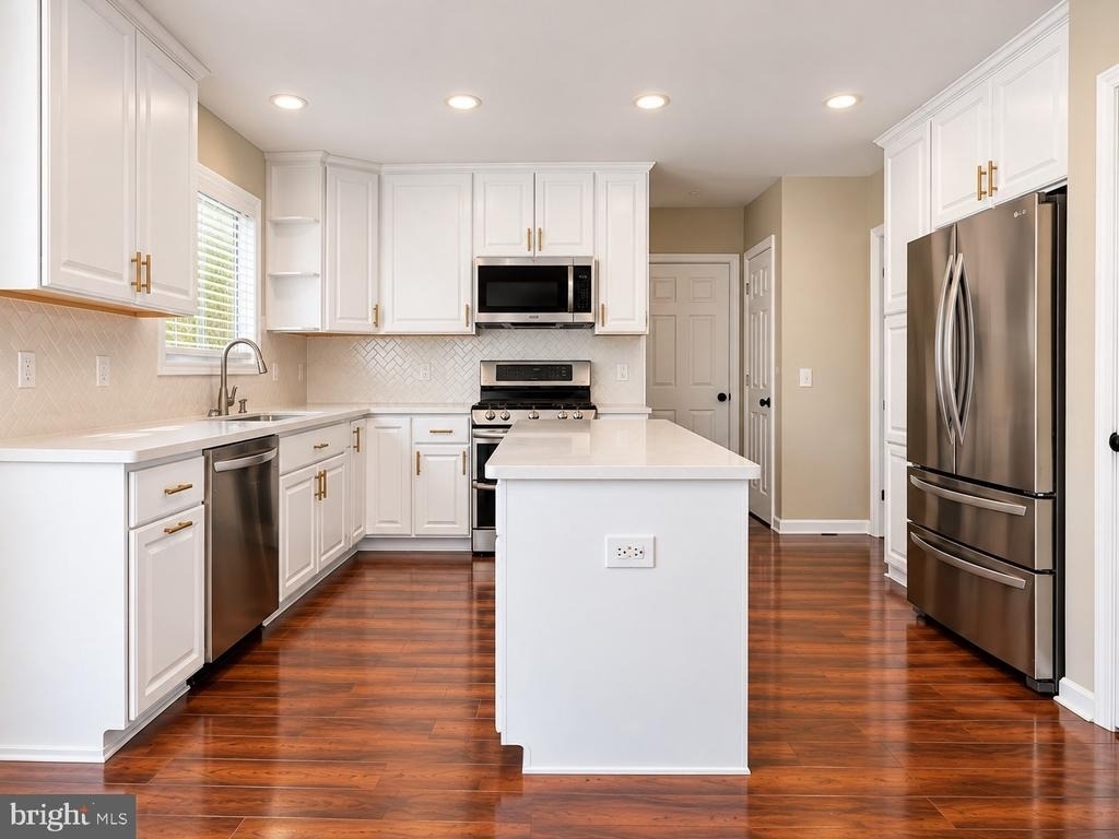 366 Cantwell Drive - Photo 11
