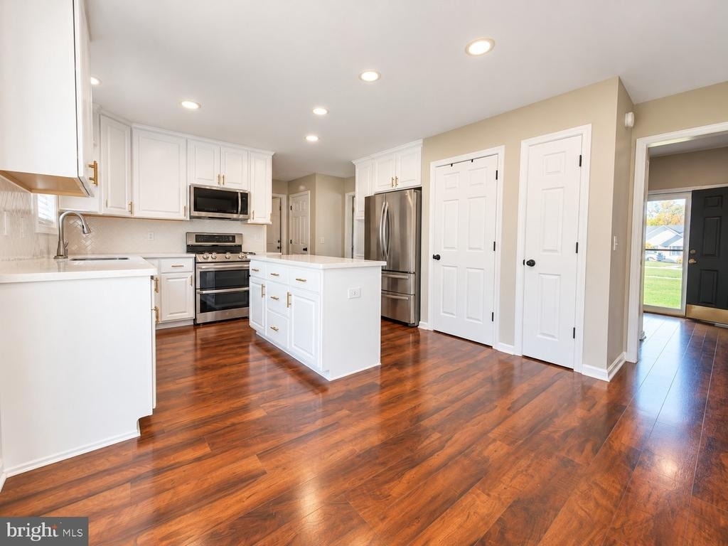 366 Cantwell Drive - Photo 9