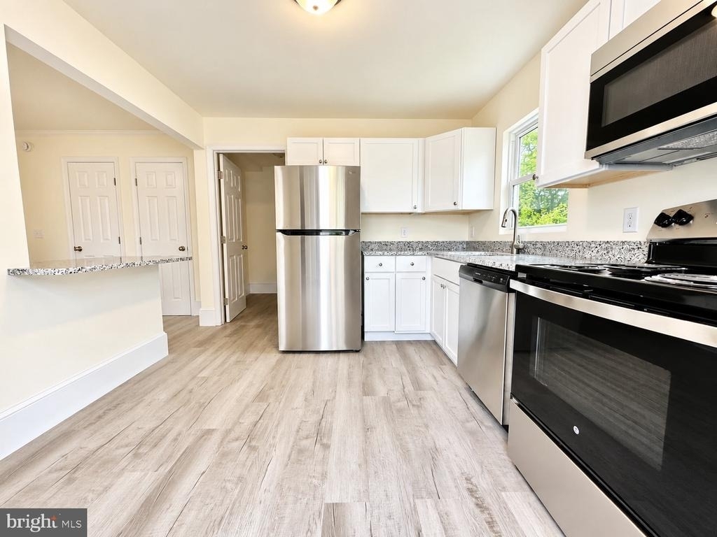 5613 N Dupont Highway - Photo 3