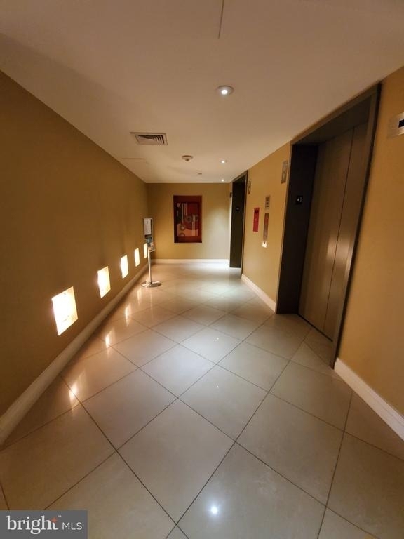 915 E St Street Nw - Photo 9