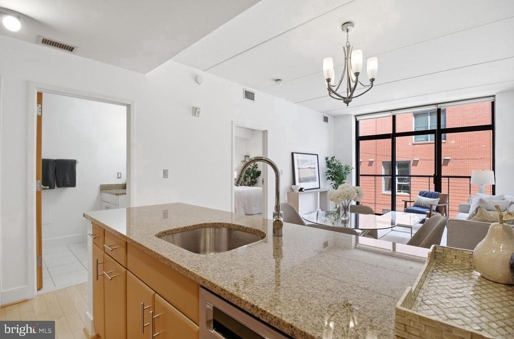1529 14th Street Nw - Photo 2