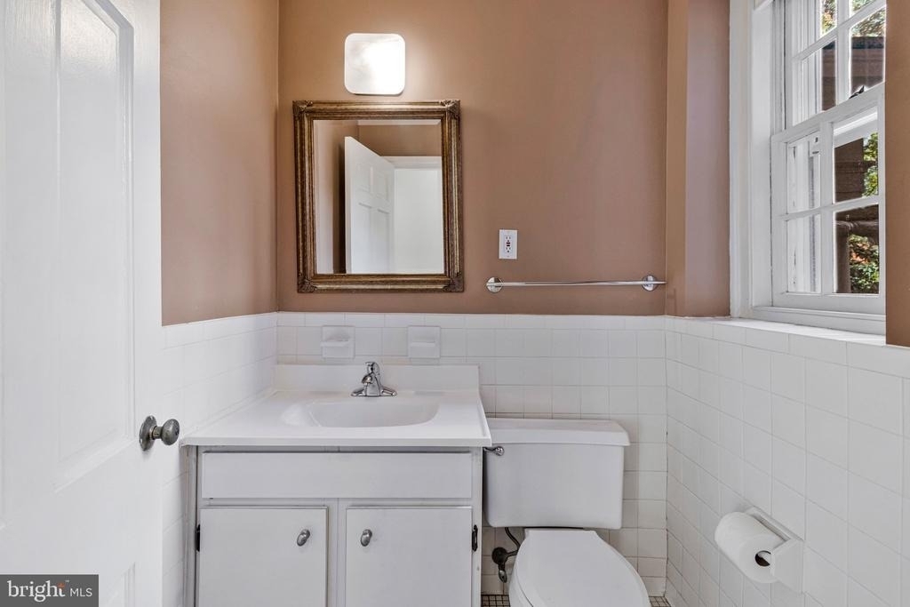 3460 39th Street Nw - Photo 18