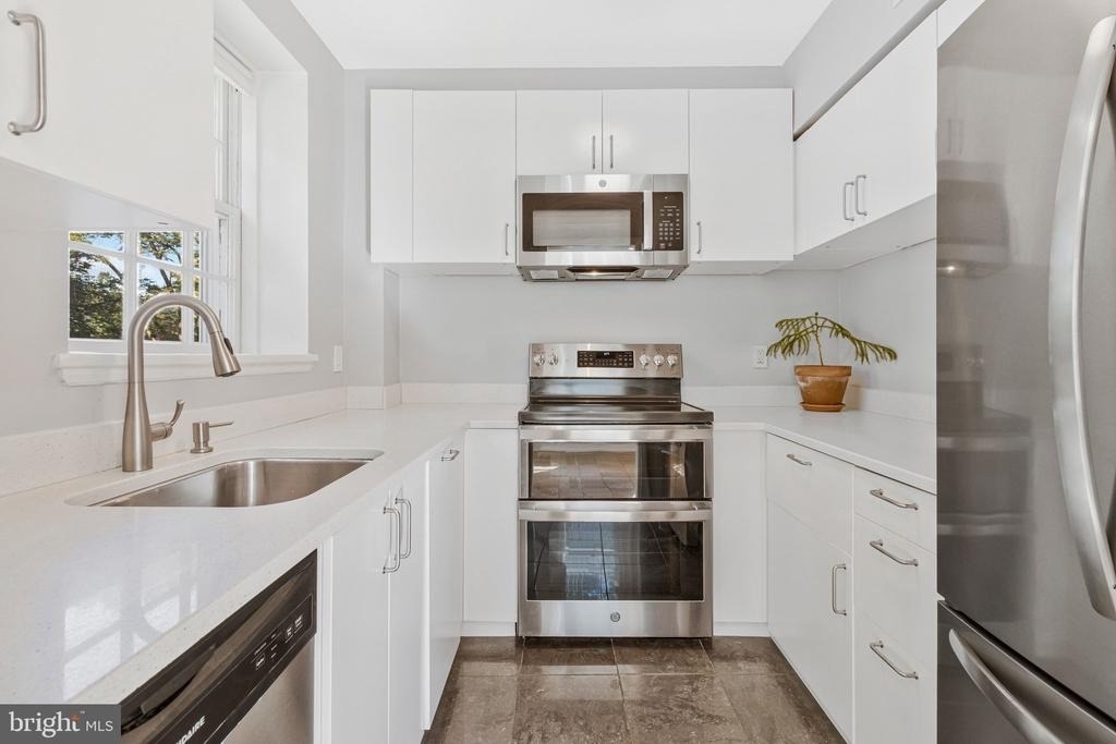3460 39th Street Nw - Photo 31