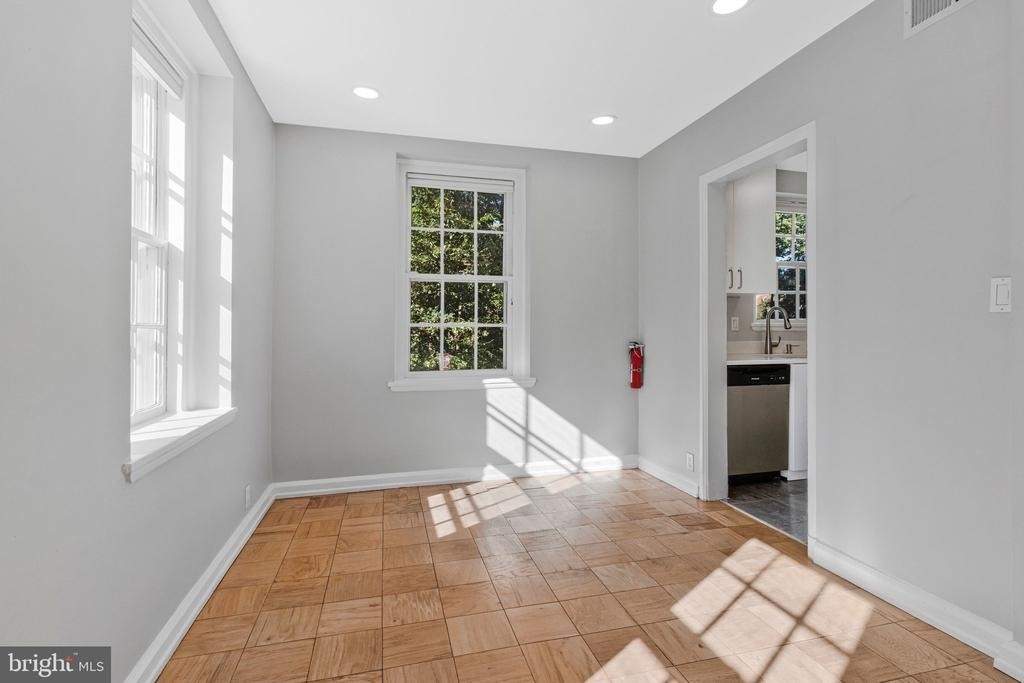 3460 39th Street Nw - Photo 21
