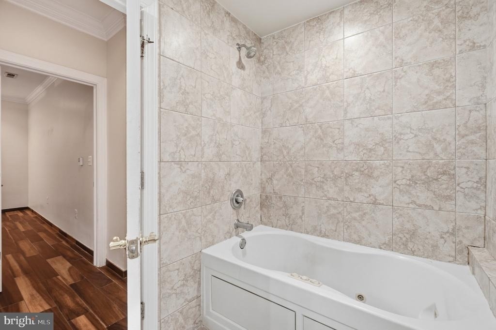 1643 6th Street Nw - Photo 12