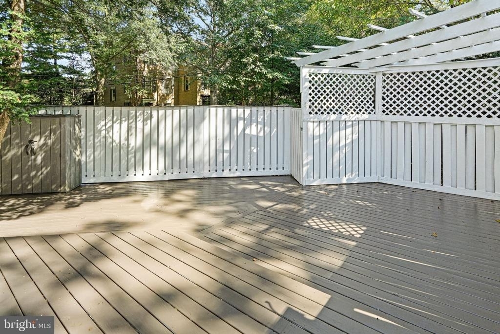 2749 Arizona Avenue Nw - Photo 15