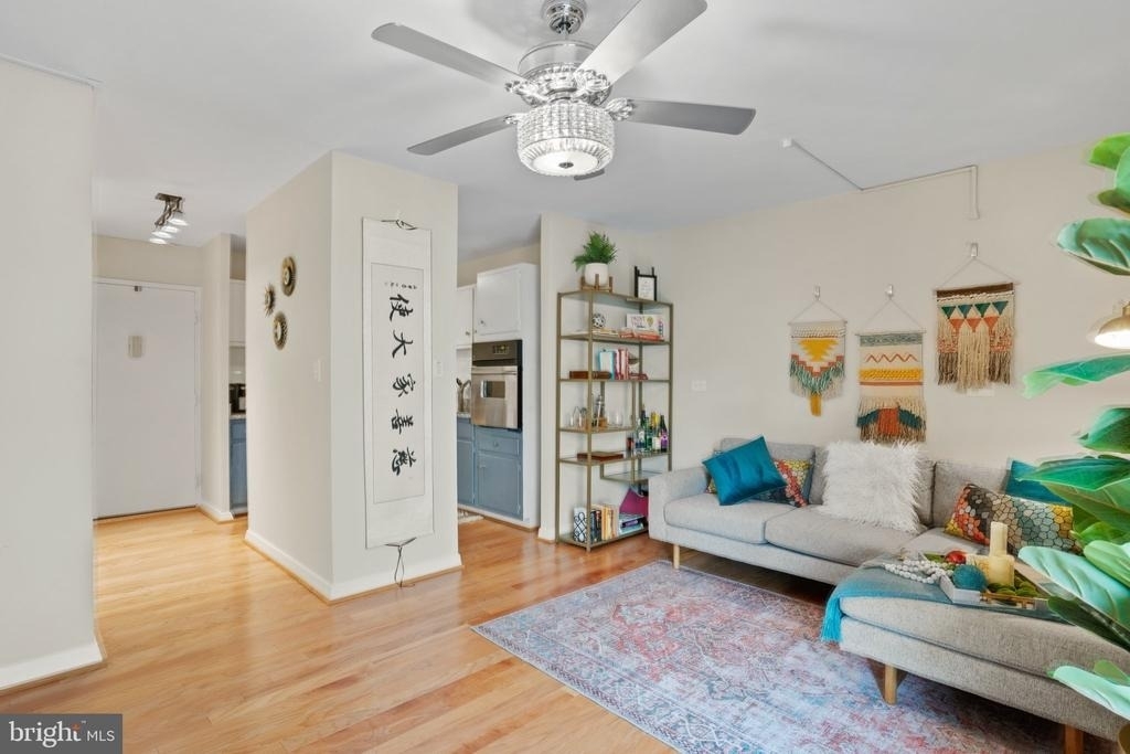 4600 Connecticut Avenue Nw - Photo 3