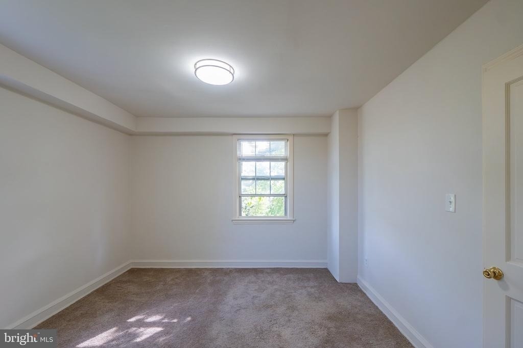 205 Elmira Street Sw - Photo 8