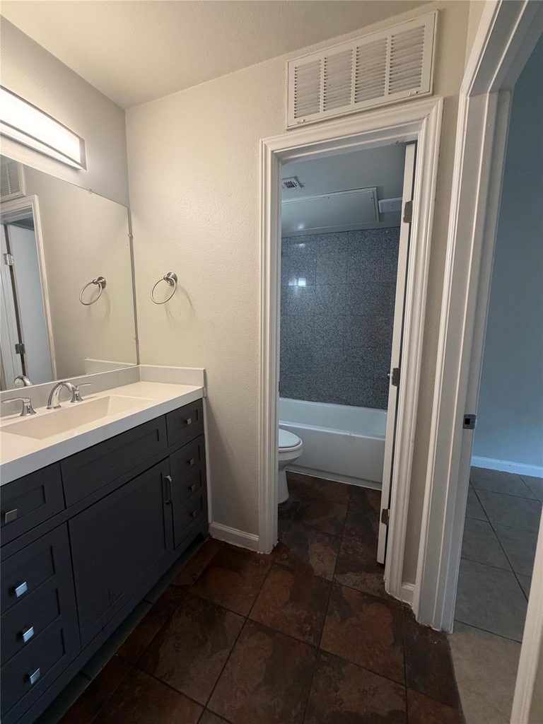 8017 Gessner Dr - Photo 6