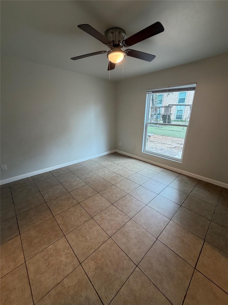 8017 Gessner Dr - Photo 8
