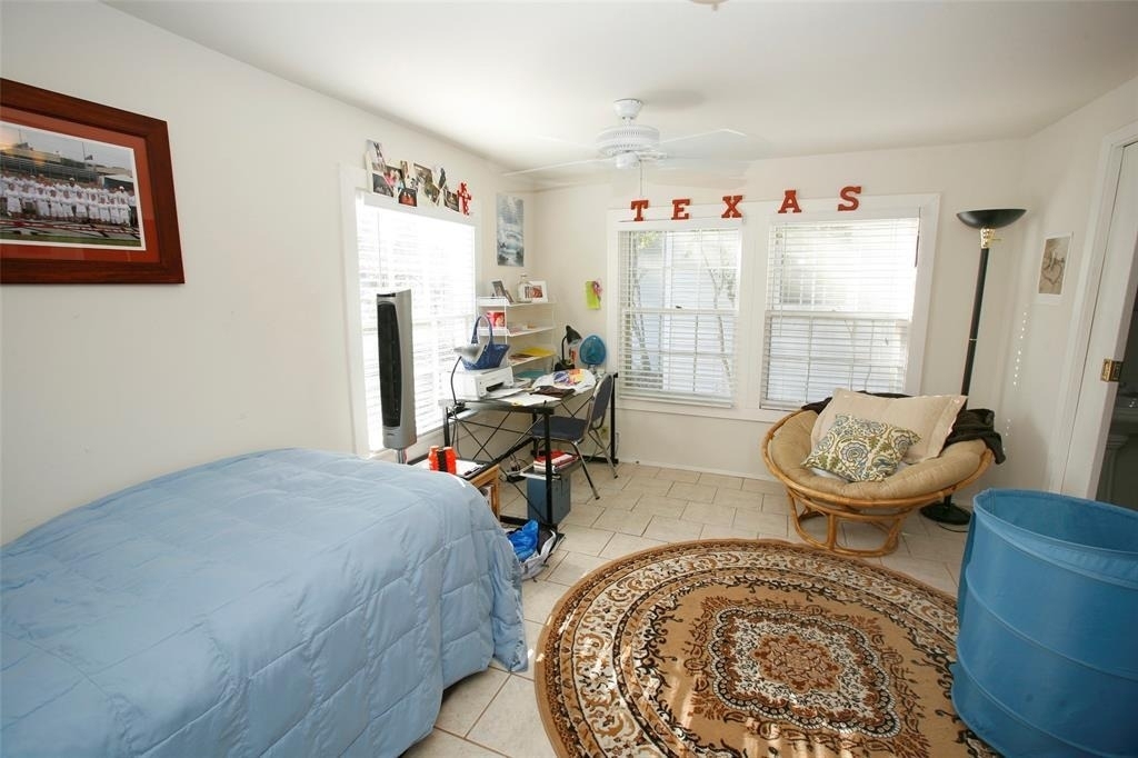 1020 Ellingson Ln - Photo 14