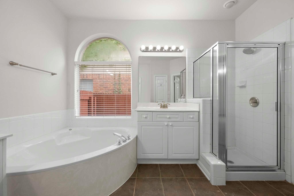 1917 Chasewood Dr - Photo 11