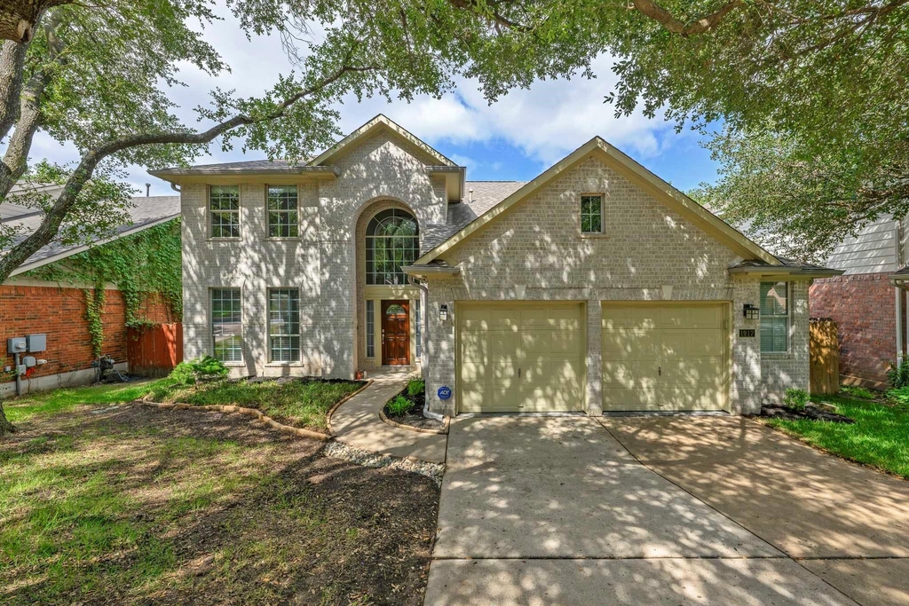 1917 Chasewood Dr - Photo 0