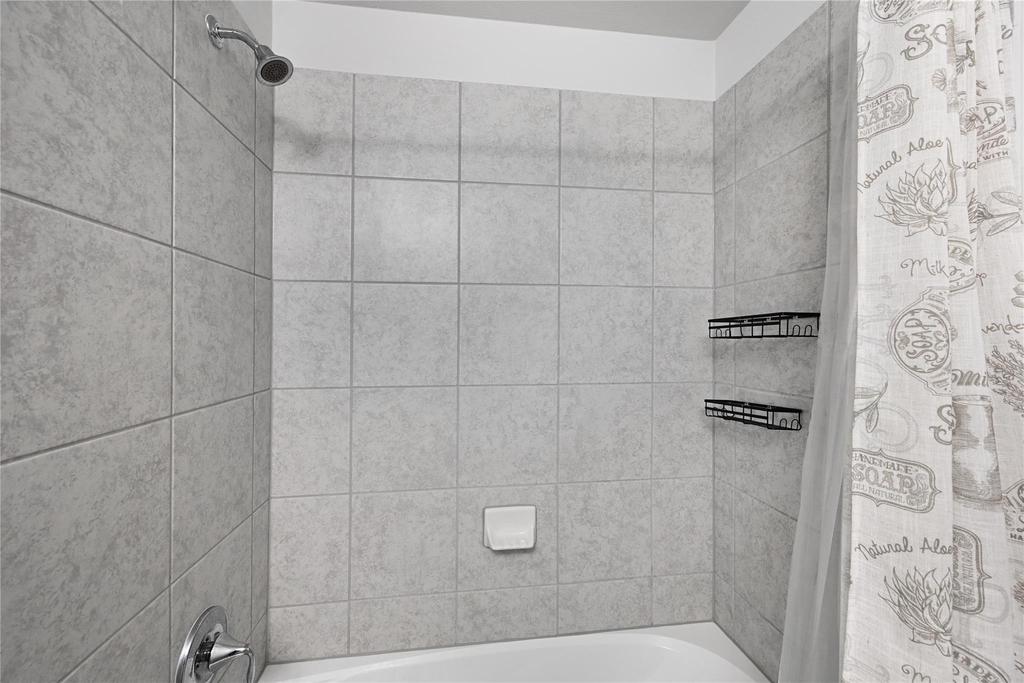 816 Mediterranean Dr - Photo 27