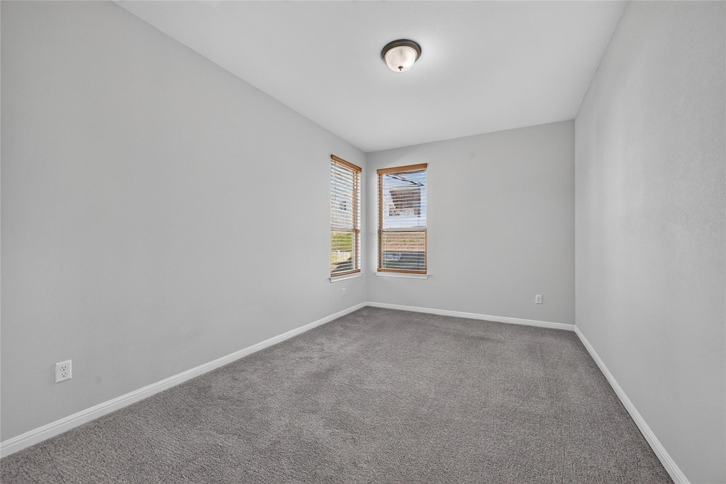 816 Mediterranean Dr - Photo 19