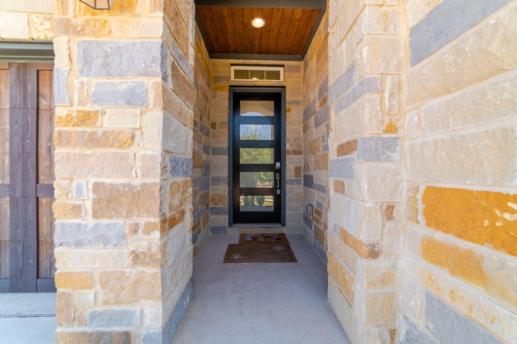 7717 Laramie Bnd - Photo 2