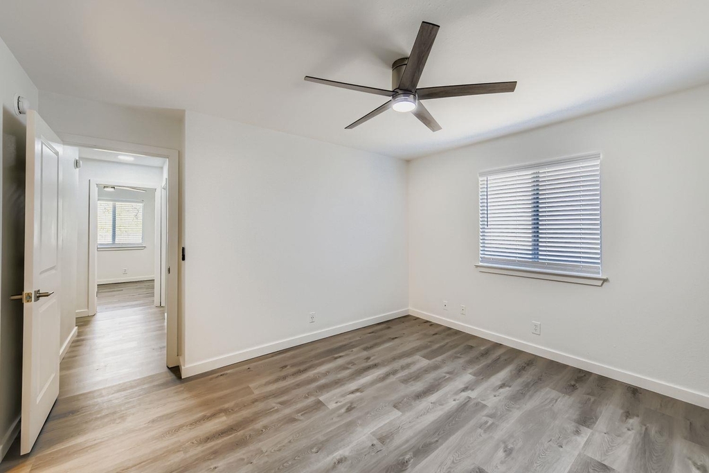 5308 English Ave - Photo 6