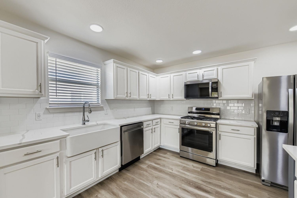 5308 English Ave - Photo 2