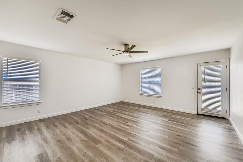 5308 English Ave - Photo 4