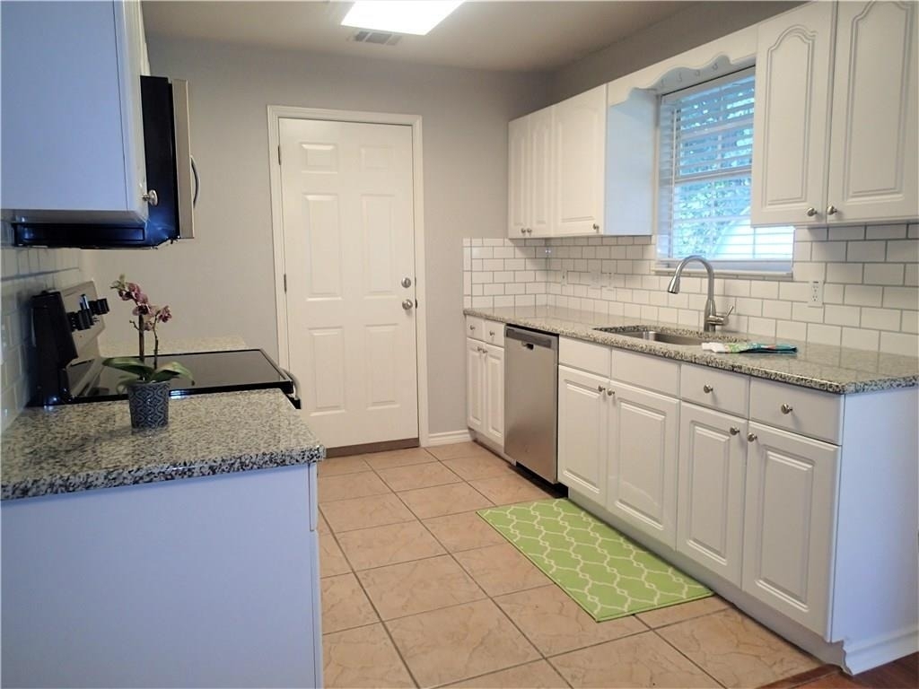 2408 Berkeley Ave - Photo 13