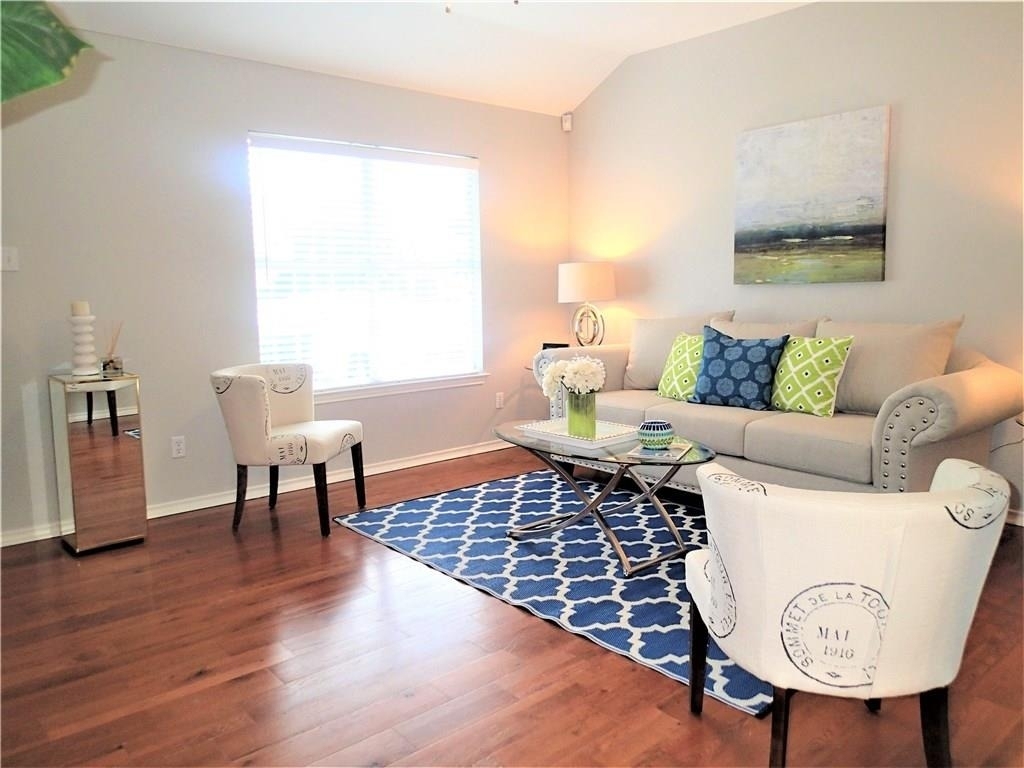 2408 Berkeley Ave - Photo 5