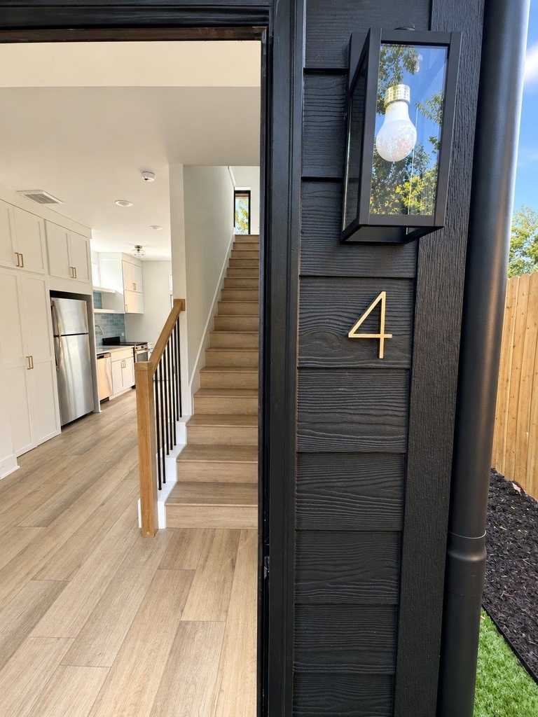605 E 55th St - Photo 1