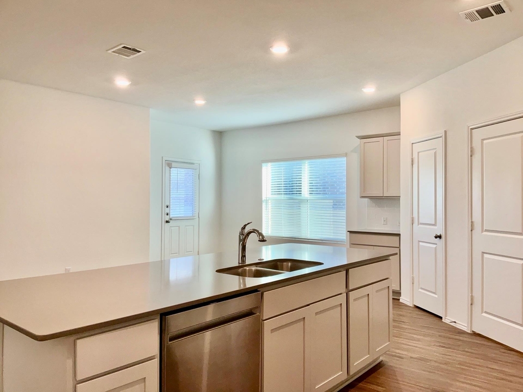 105 Blue Blaze Trl - Photo 8
