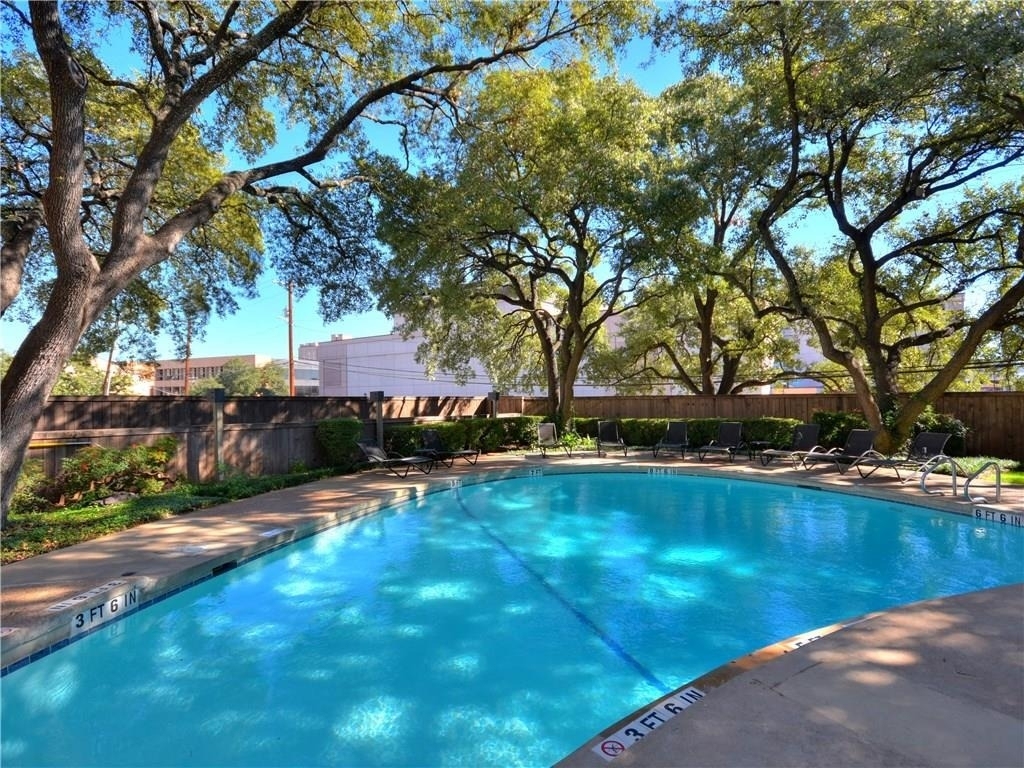 1801 Lavaca St - Photo 18