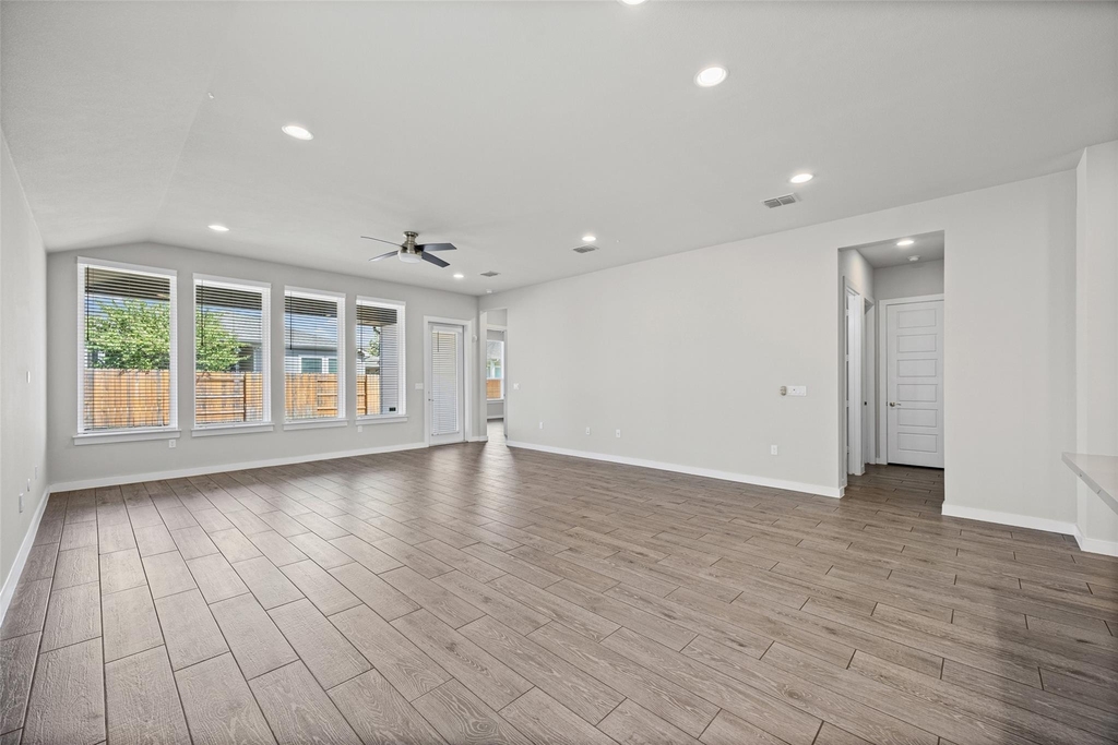 8317 Donnelley Dr - Photo 11