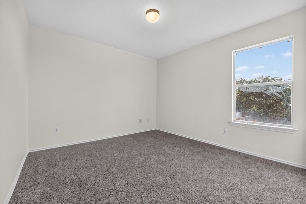 122 Plumbago Cv - Photo 25