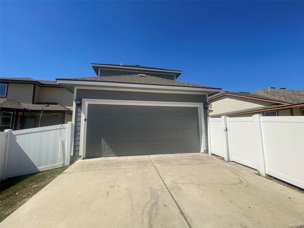 18345 Tallgrass Prairie Dr - Photo 16