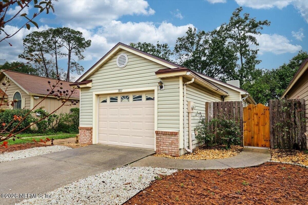 3811 Millpoint Drive - Photo 2
