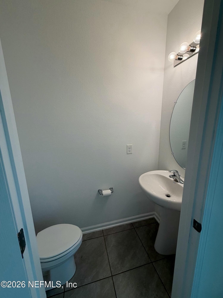 8304 Asteroid Street - Photo 5
