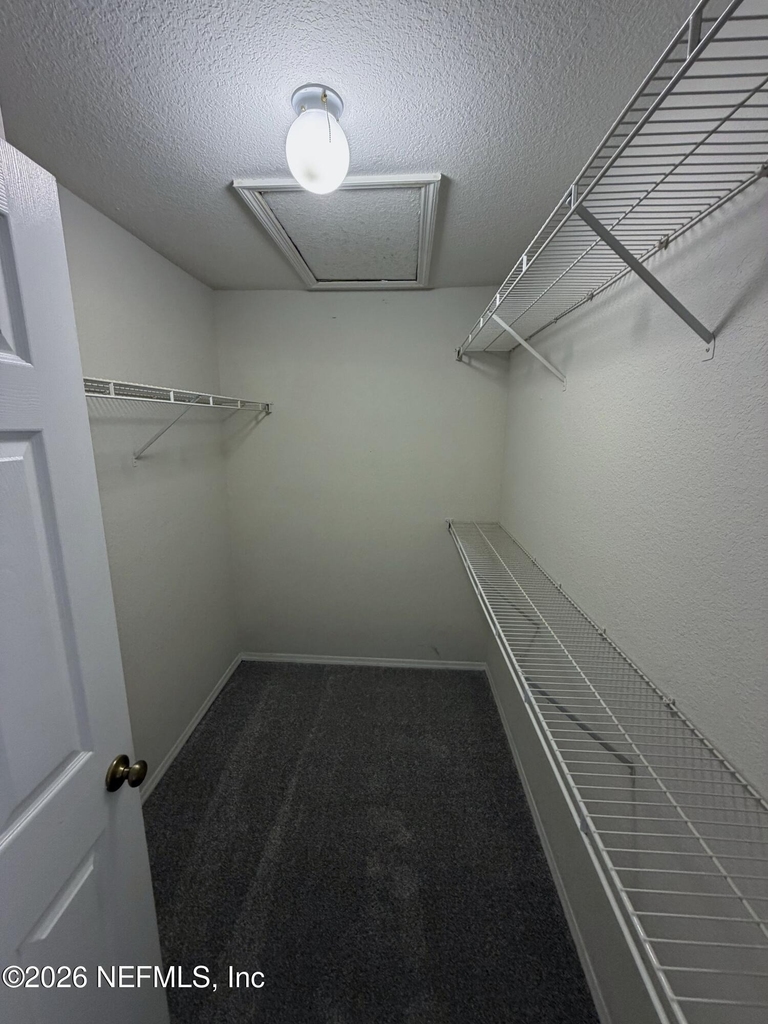 13810 Sutton Park Drive N - Photo 8