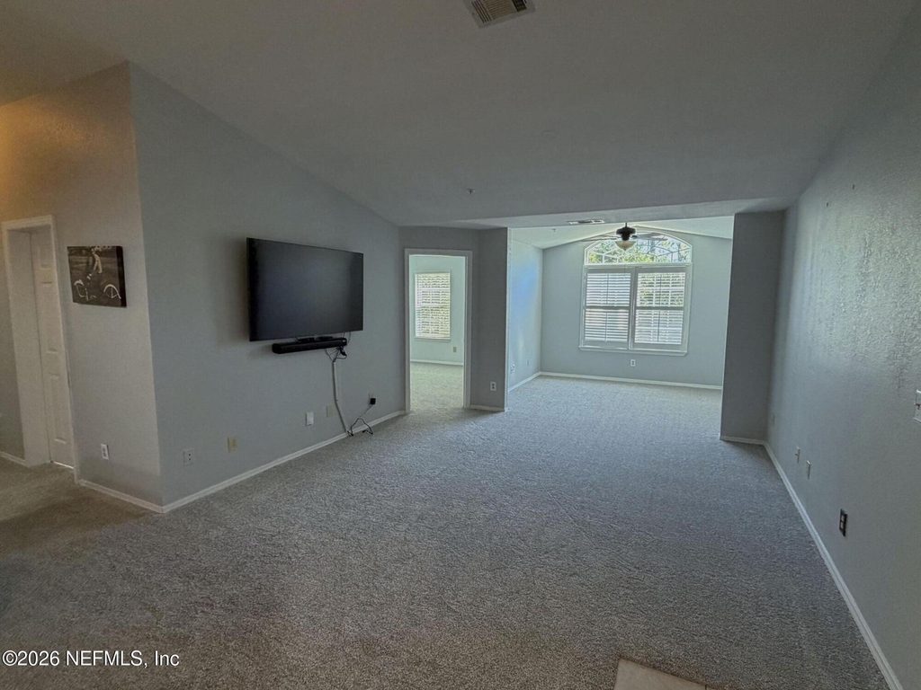 13810 Sutton Park Drive N - Photo 2