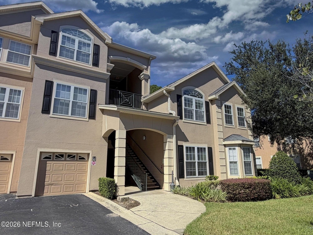 13810 Sutton Park Drive N - Photo 0