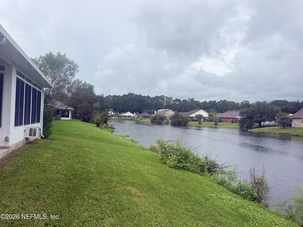 6275 Ironside Drive S - Photo 6