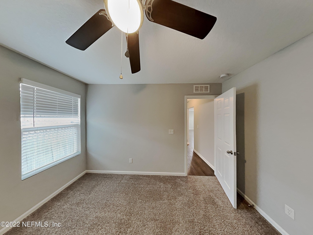 7364 Townsend Village Lane - Photo 8