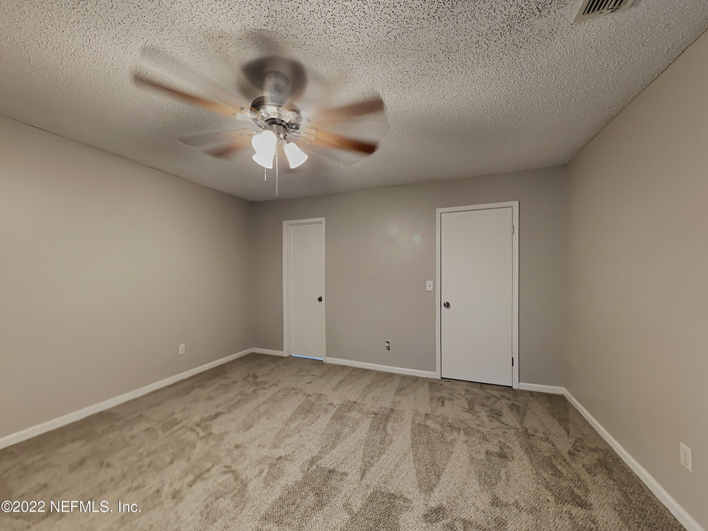 1689 Ashwood Circle - Photo 5