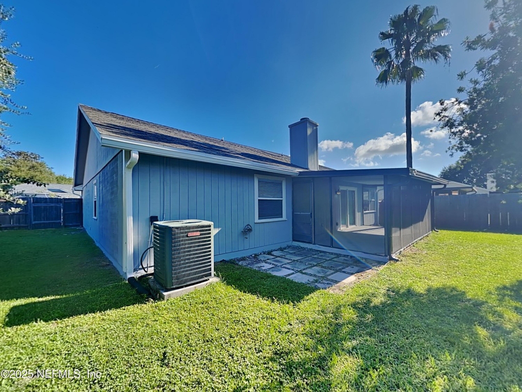 344 Dijon Drive S - Photo 15
