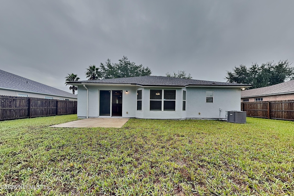 11626 Brian Lakes Drive N - Photo 15