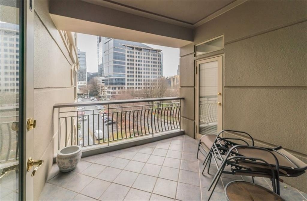 3334 Peachtree Road Ne - Photo 24