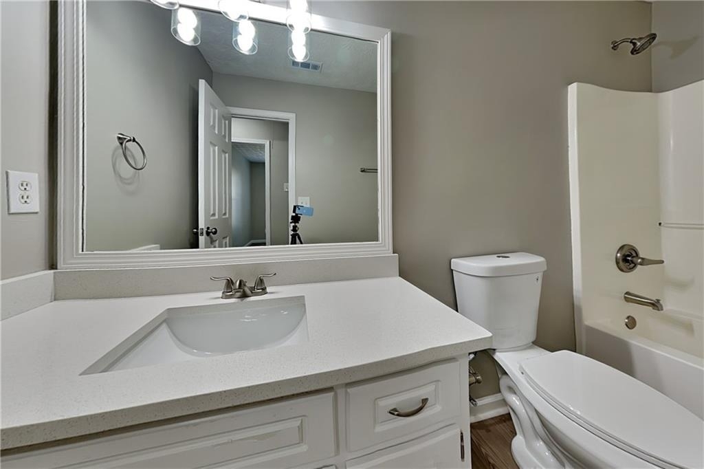 2242 Vintage Oaks Drive - Photo 18