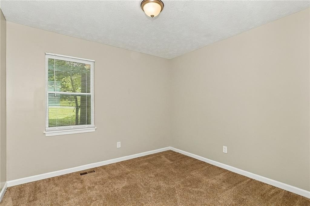 239 William Drive - Photo 8