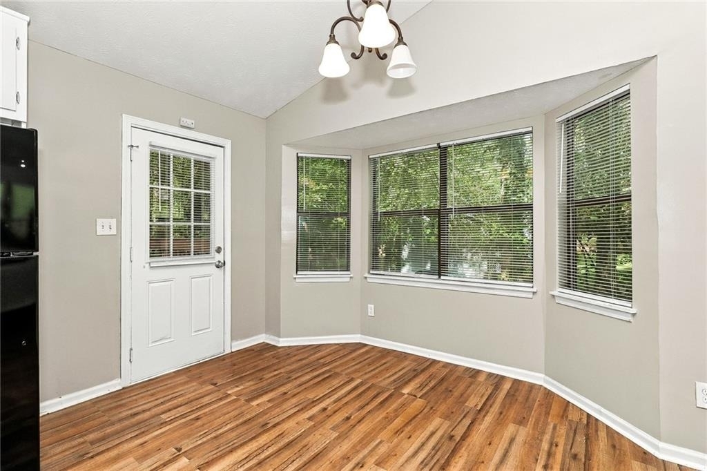 239 William Drive - Photo 6