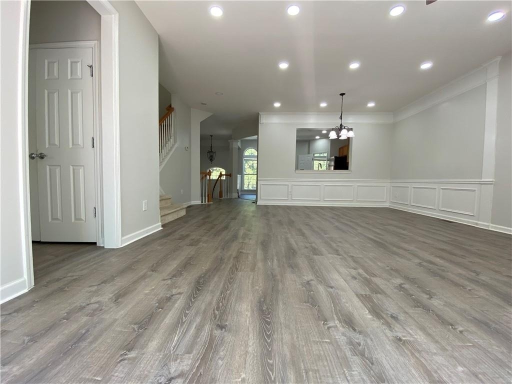 1893 Ridgemont Lane - Photo 2